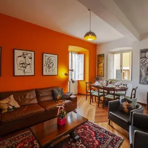 Casa Robina Italia